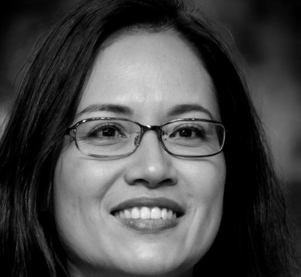 Diana Popescu, specialist conținut financiar